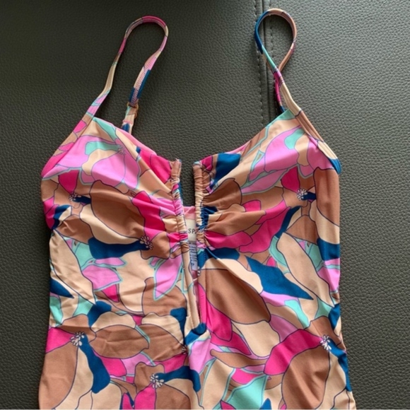 L*Space Roxanne One Piece Swimsuit - Picture 3 of 7